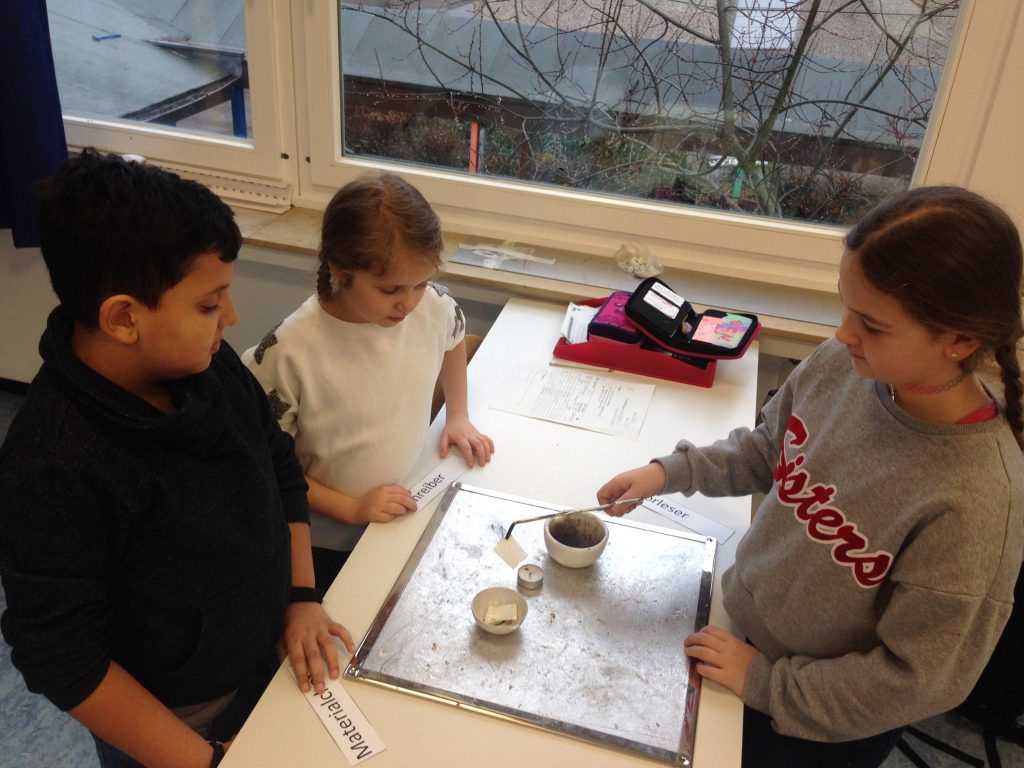 Experimente zum Feuer | Schule Am Schleemer Park